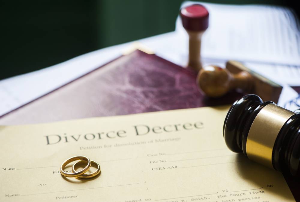 LAWYER FOR DIVORCE CASES